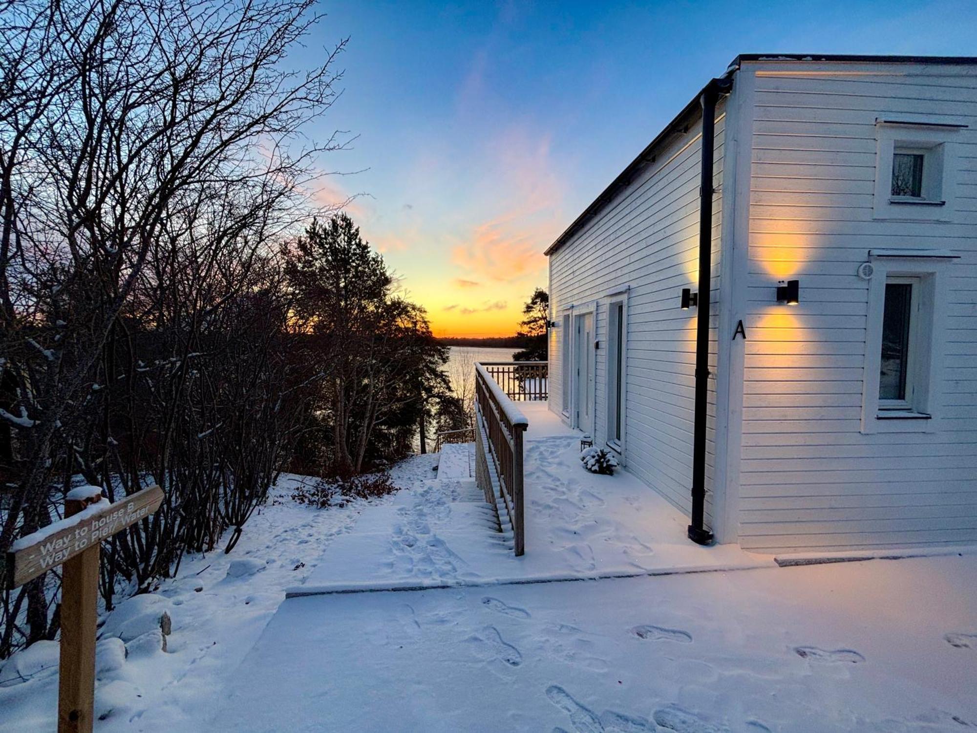 New Lakehouse - Amazing Sea View And Private Pier! Стокгольм Экстерьер фото