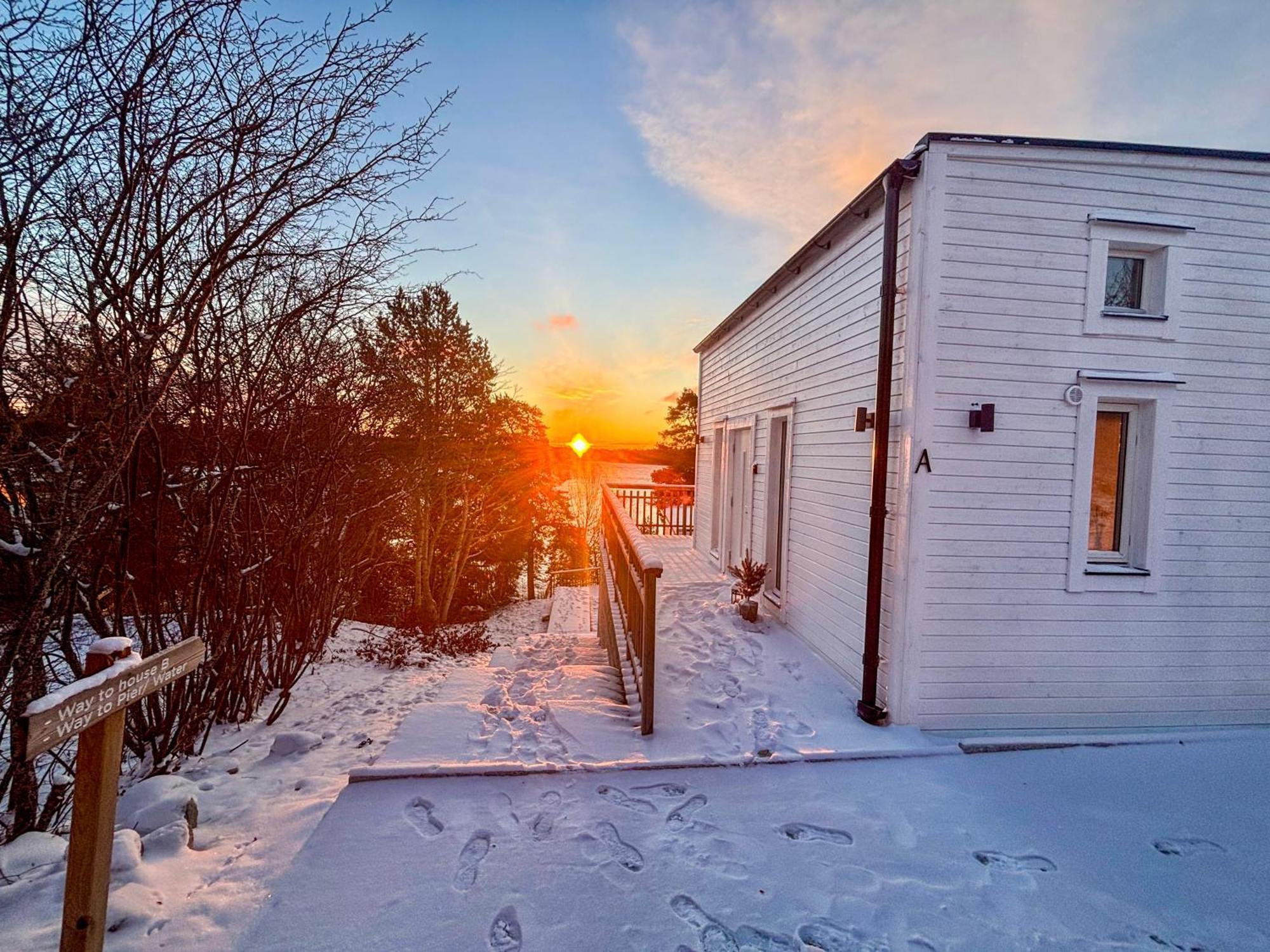 New Lakehouse - Amazing Sea View And Private Pier! Стокгольм Экстерьер фото
